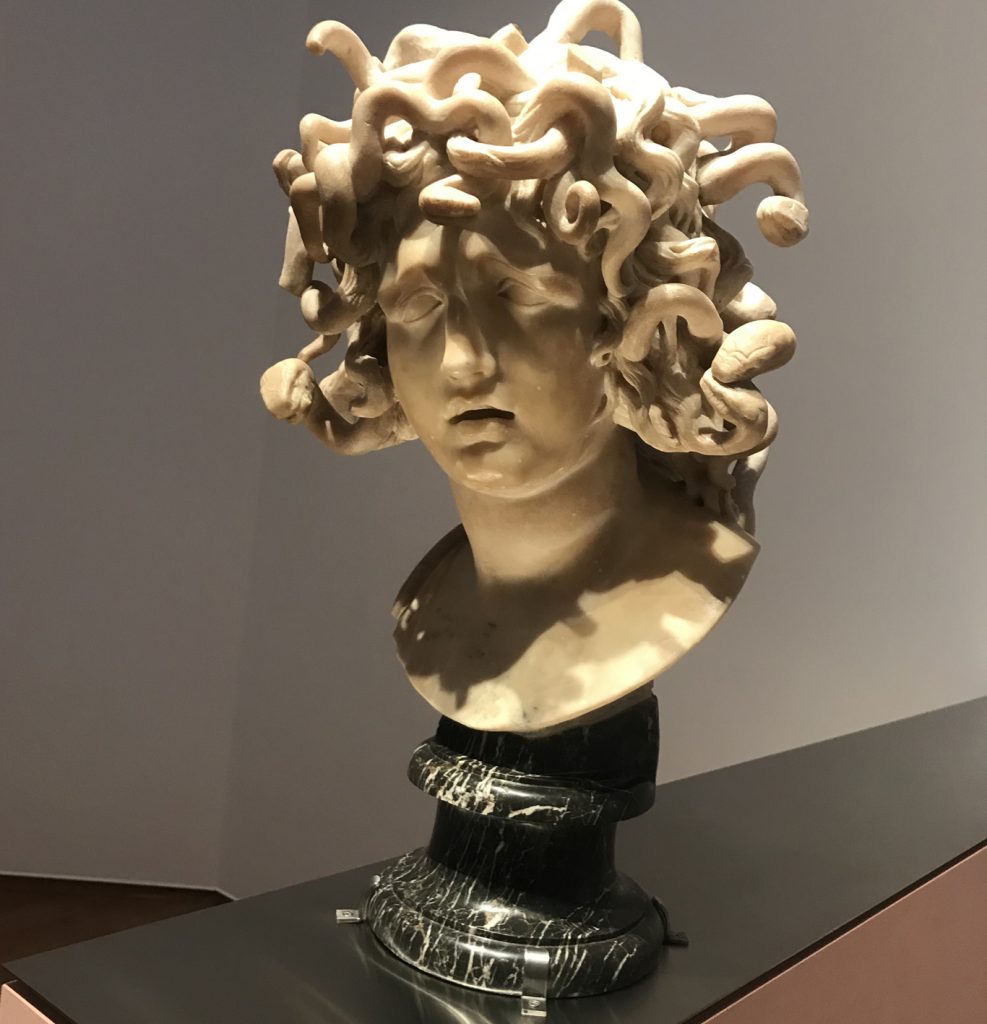 Rijksmuseum Amsterdam- Installatie Medusa van Bernini met door ons gemaakte steunen